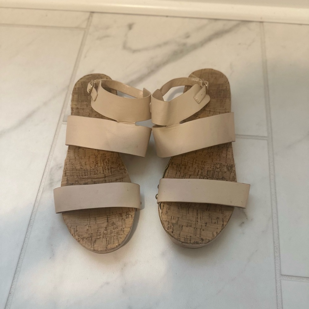 Women's Nude Sandals